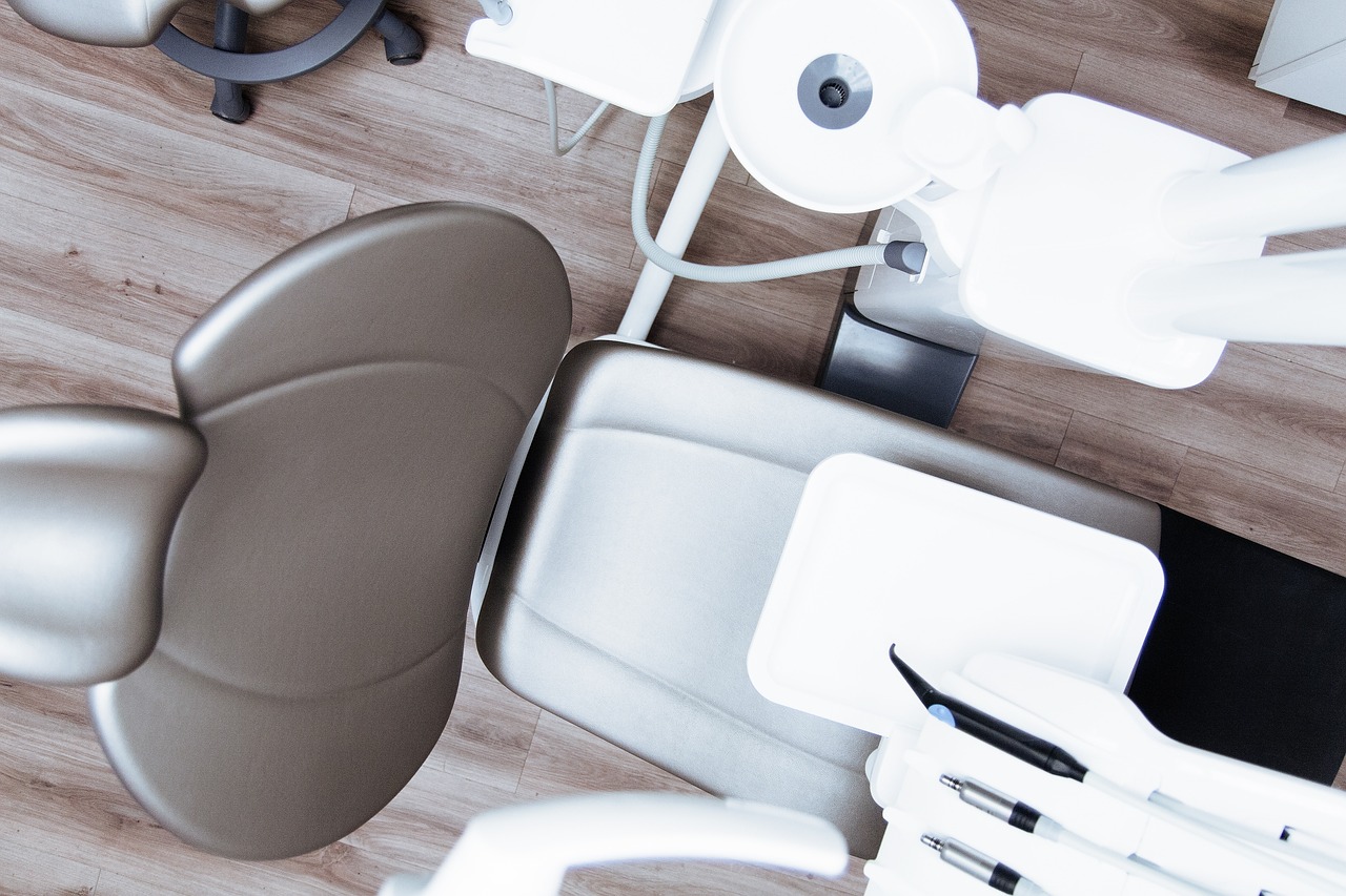 History of Dental Implants Continued – The 1990s